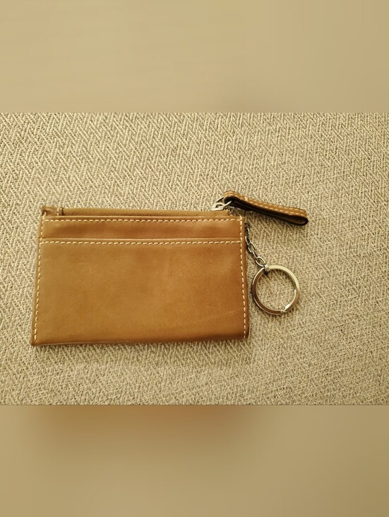 Coach Handbags - Coach Leather Card Holder Wallet w/ Keychain